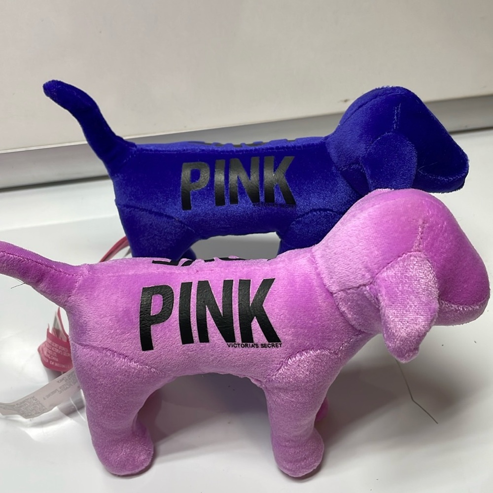 VS PINK 6” dogs